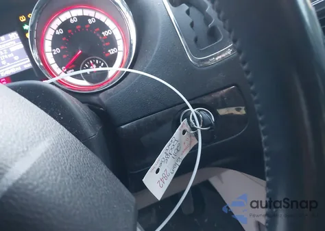 2011 Dodge Grand Caravan Crew from USA, damaged, VIN 2D4RN5DG4BR606426